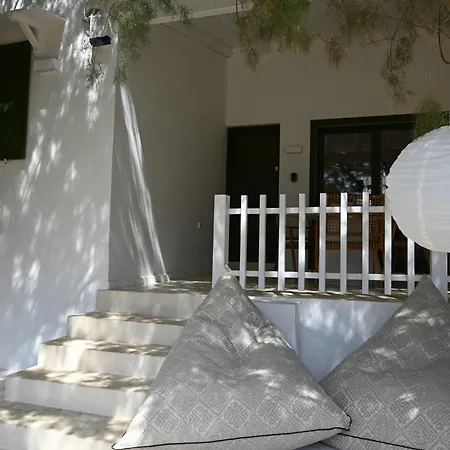 Seaside House Flampouria *